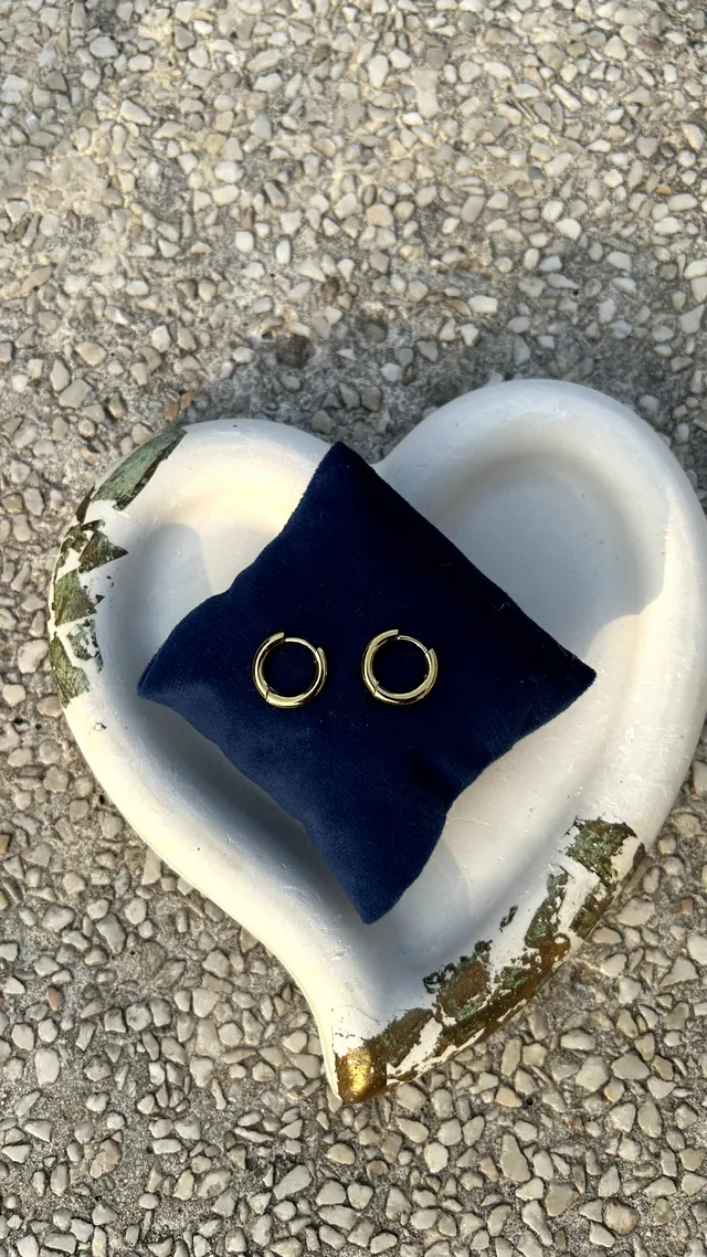 Modern Art Hoops